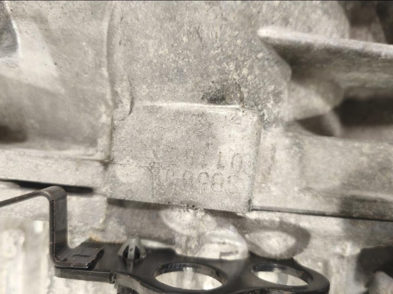 Cambio 4300024960 6 MARCE MANUALE Kia Sportage III 2010