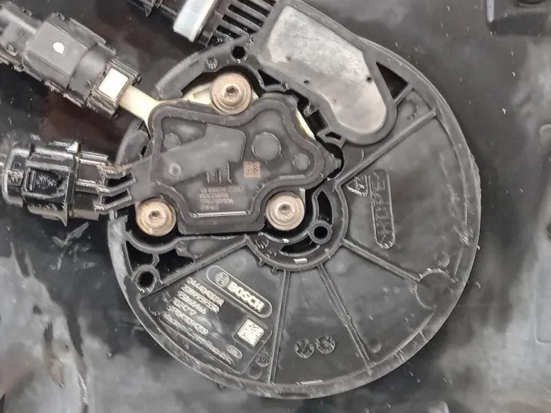 Serbatoio Adblue 172A2 2038 R Opel Movano B 2010