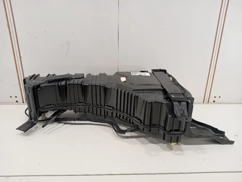 Serbatoio Adblue 9813819480 Peugeot 5008 II 2017