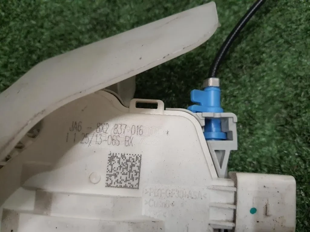 Serratura Porta ANT DX 8X1837016B Audi A3 8VA Sportback 2012