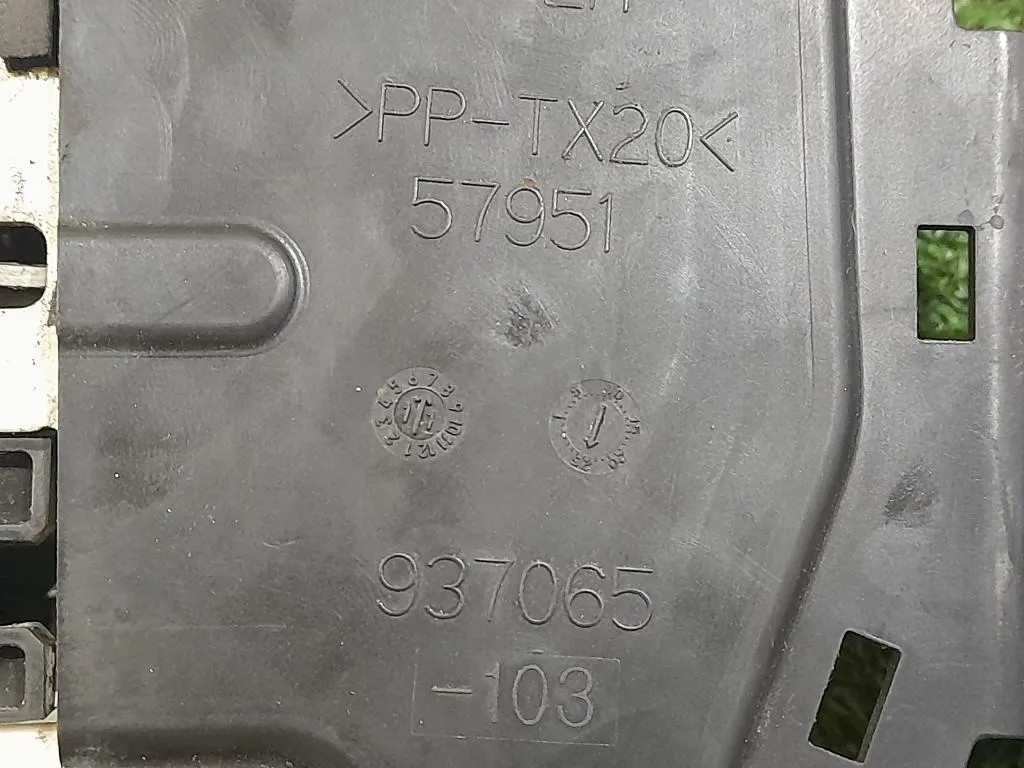 Serratura Porta ANT DX 937065103 Fiat Freemont 2011