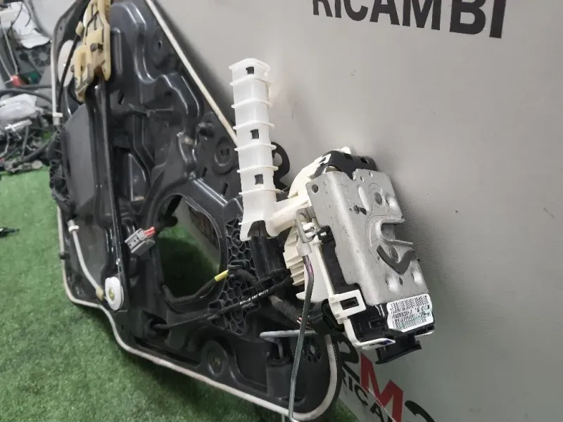 Serratura Porta ANT DX 04589924AE Jeep Grand Cherokee IV 2011