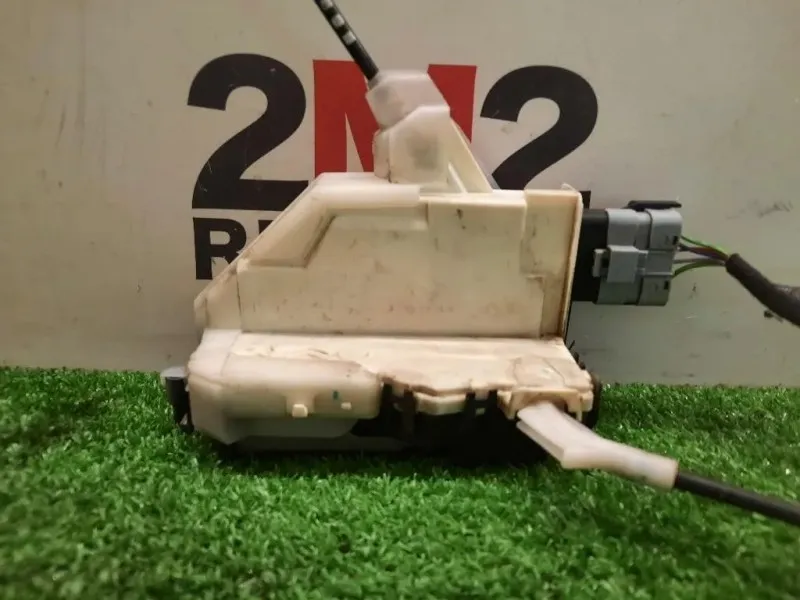 Serratura Porta ANT DX Peugeot 3008 I 2009