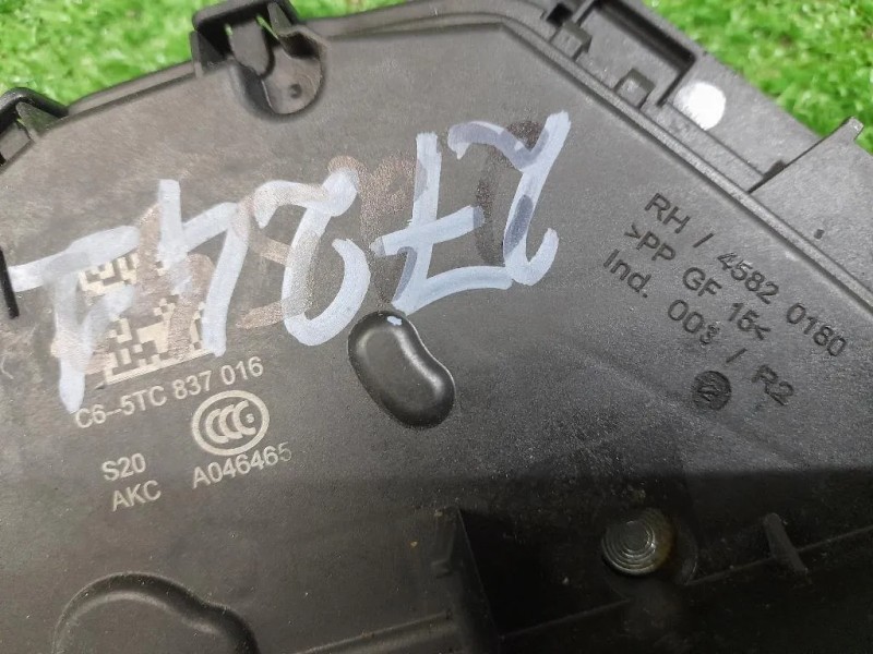 Serratura Porta ANT DX 5TB837016B Volkswagen GOLF VII 2017