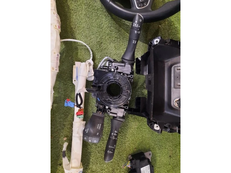 Cruscotto CRUSCOTTO CINTURE VOLANTE Renault Kadjar 2015