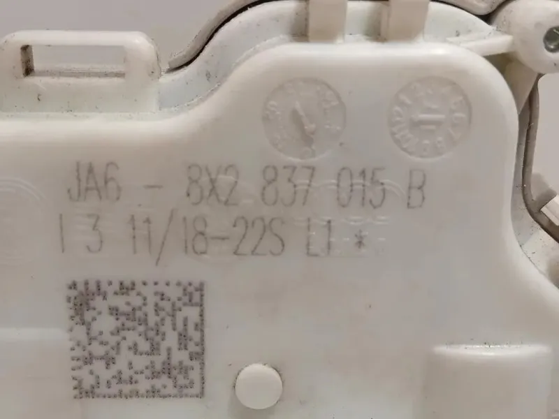 Serratura Porta ANT SX 8X2837015B Audi A1 8XF Sportback 2015