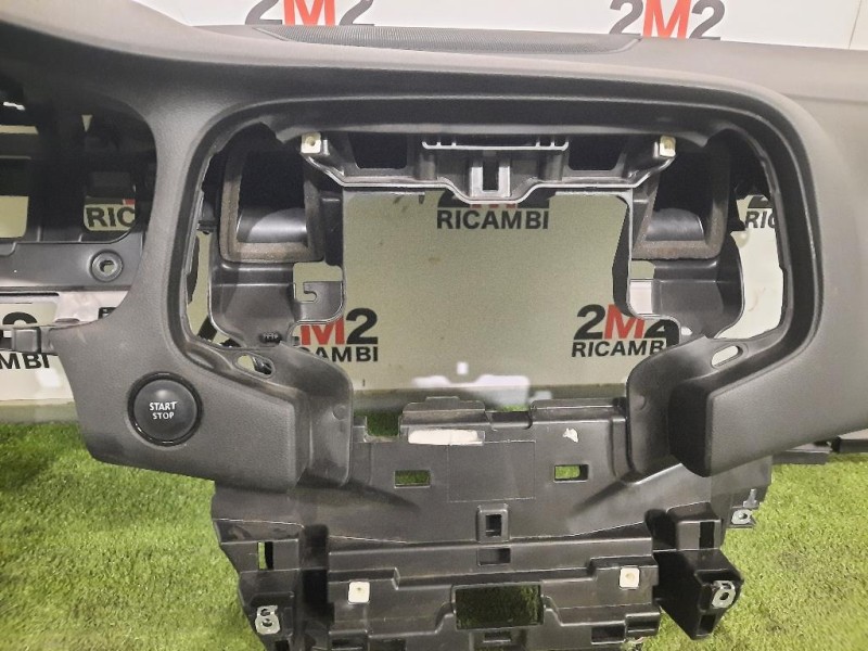 Cruscotto 681003980R Renault Mégane IV 2016