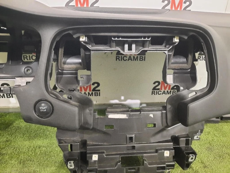 Cruscotto 681003980R Renault Mégane IV 2016