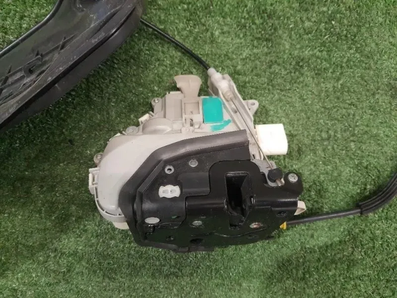 Serratura Porta ANT SX 8J1837015F Audi A4 8K5 Avant 2012