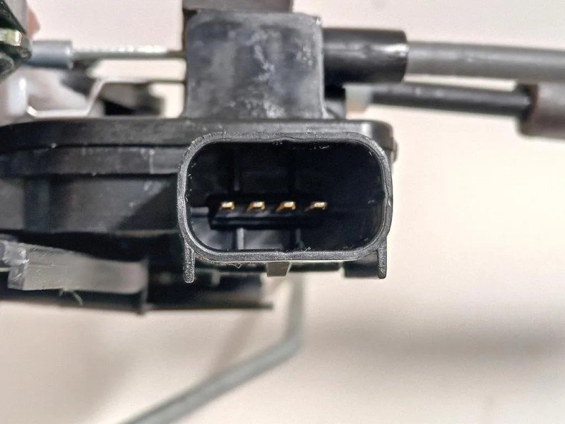 Serratura Porta ANT SX 813101Y050 Kia Picanto III 2011