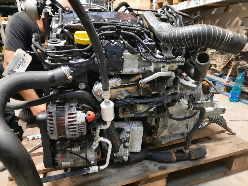 Motore Semicompleto M9R 173 CV 127 KW Nissan X-trail III 2011