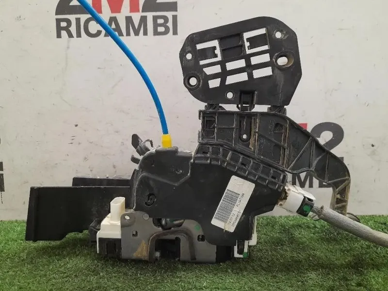 Serratura Porta ANT SX A1667200135 Mercedes Classe B W246 2012