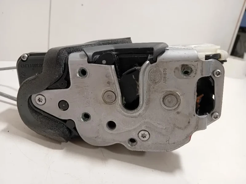 Serratura Porta ANT SX 3023881 6 PIN Opel Mokka 2013