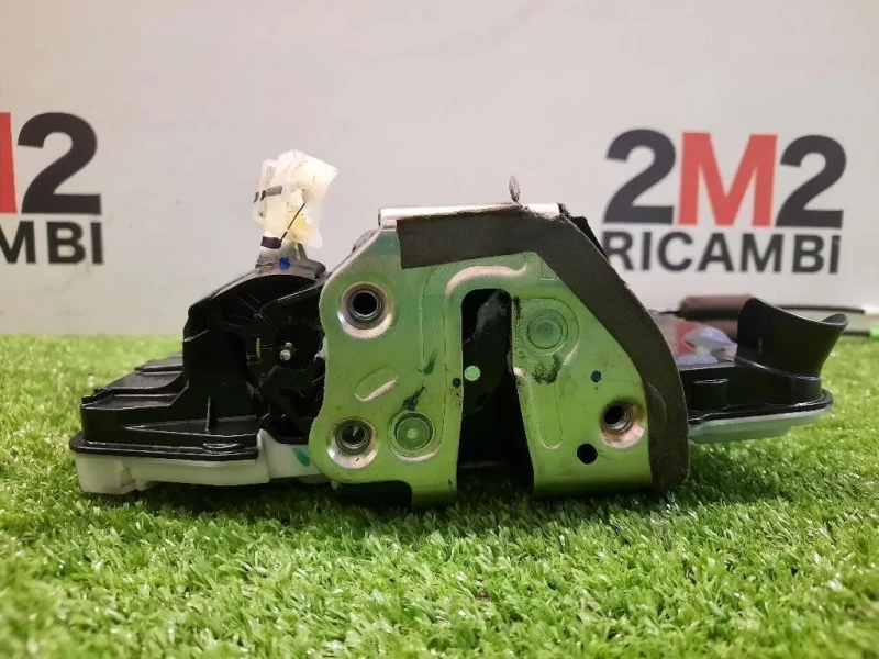 Serratura Porta ANT SX 690400H060 Toyota AYGO II 2018