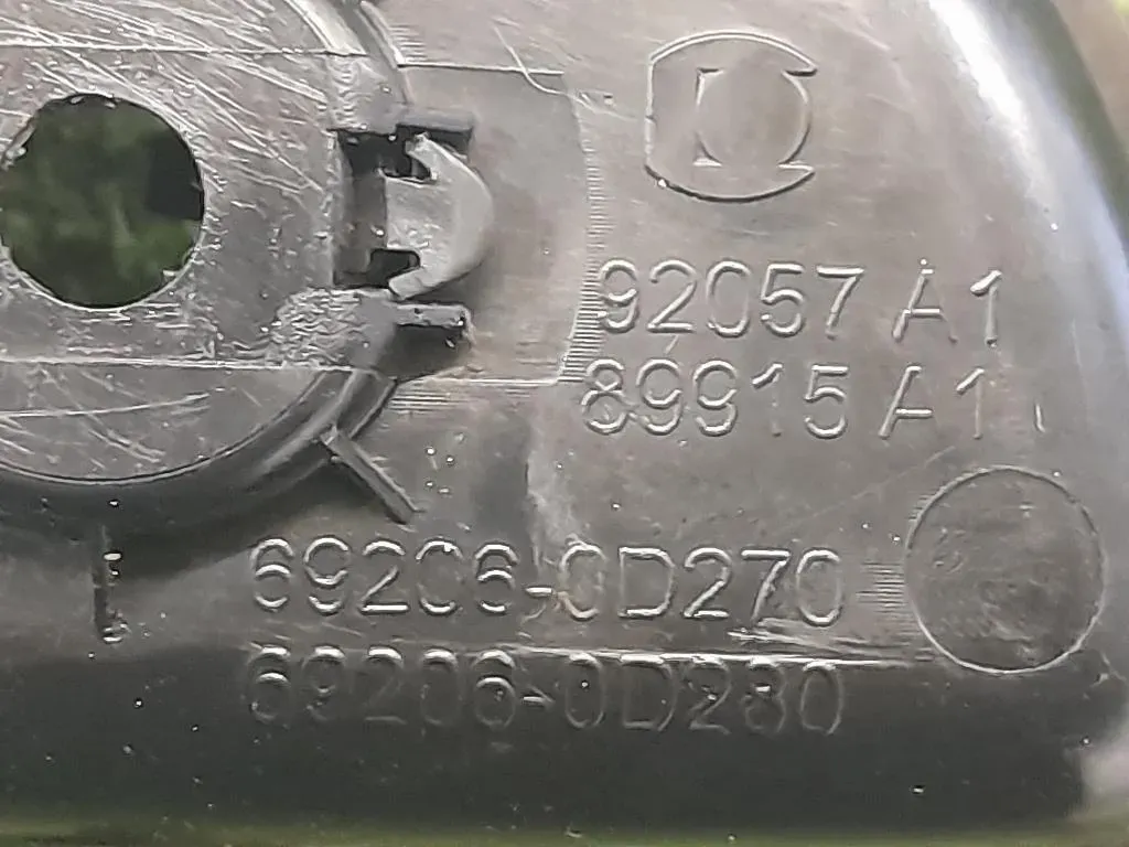 Serratura Porta ANT SX 692060D270 Toyota Yaris IV 2012