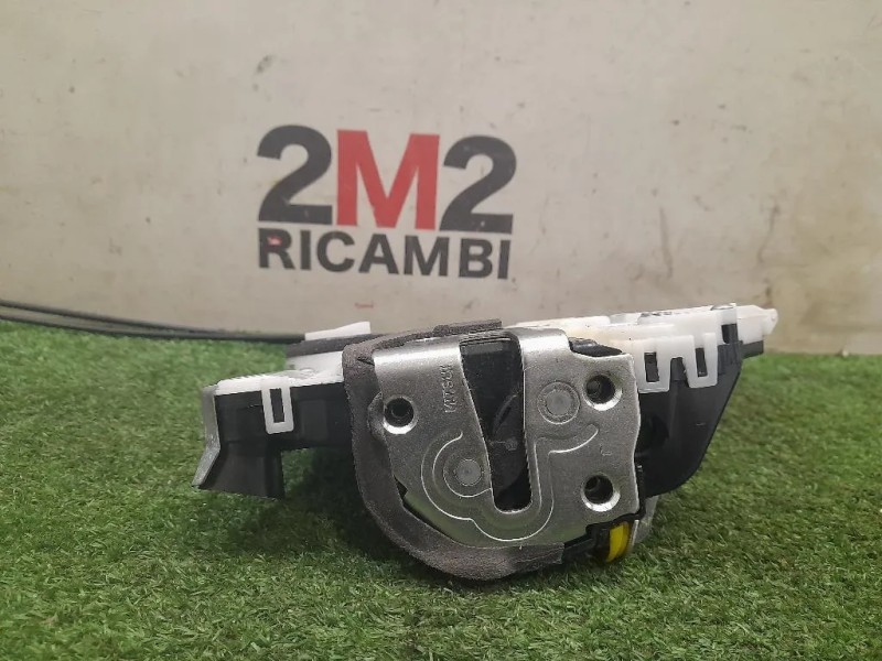 Serratura Porta ANT SX 692060D270 Toyota Yaris IV 2012