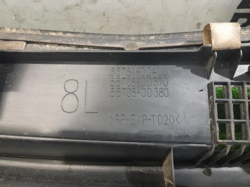 Cunetta Acqua Sottoparabrezza 557810D400 Toyota Yaris IV 2012