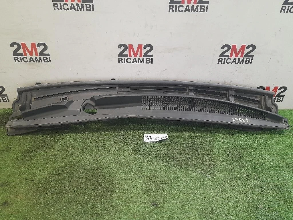 Cunetta Acqua Sottoparabrezza 557810D400 Toyota Yaris IV 2012