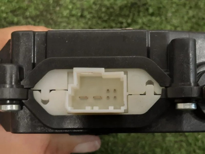 Serratura Porta DI Carico POST 163672-10 Bmw Serie 5 F07 GT 2010