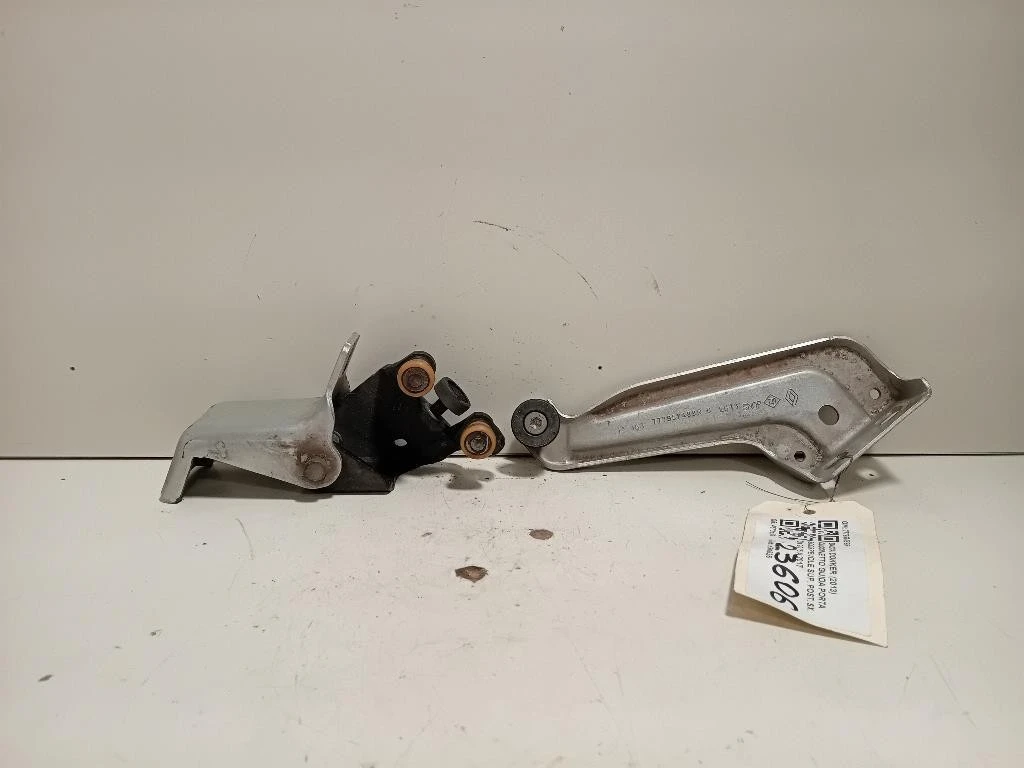 Cuscinetto Guida Porta Scorrevole SUP POST SX 777957489R Dacia Dokker 2013