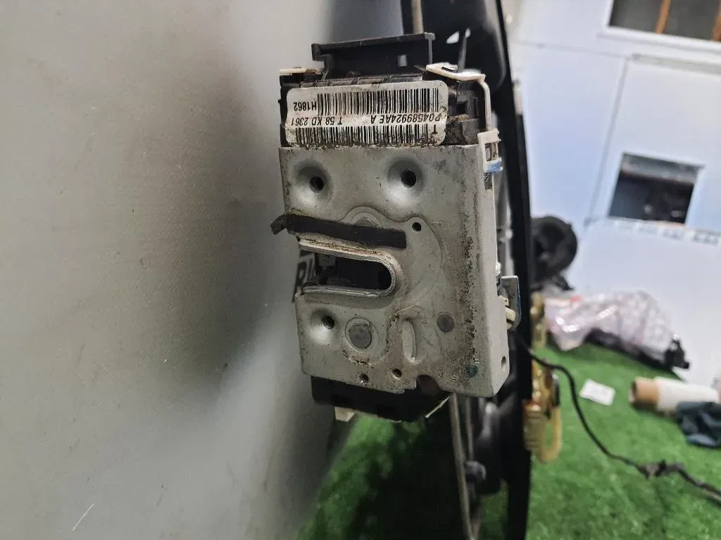 Serratura Porta POST DX 04589922AH Jeep Grand Cherokee IV 2011