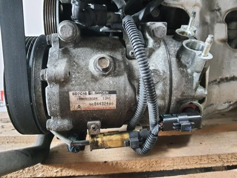 Motore Semicompleto DV6TED4 9HZ 109 CV 80 KW Peugeot 3008 I 2009