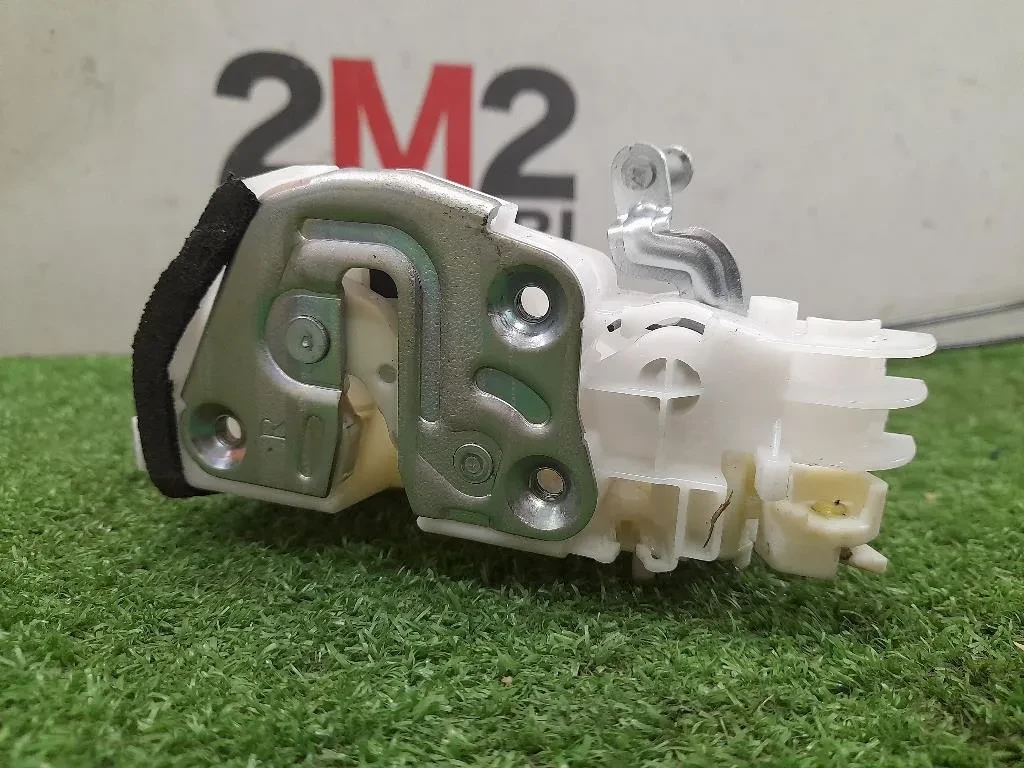 Serratura Porta POST DX 8230154P01 Suzuki Vitara II 2015