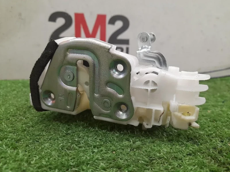 Serratura Porta POST DX 8230154P01 Suzuki Vitara II 2015