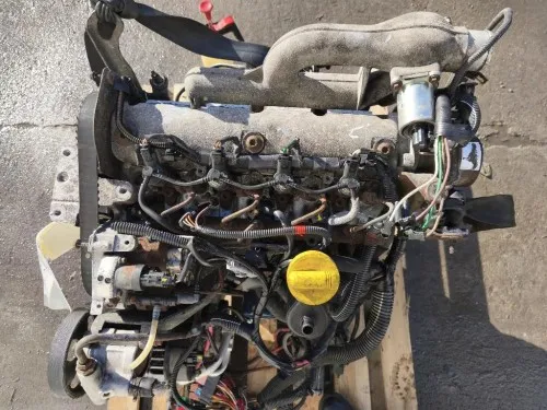 Motore Semicompleto F9Q760 101 CV 75 KW Renault Trafic III 2001