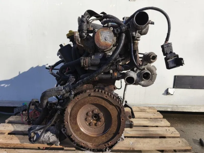 Motore Semicompleto F9Q760 101 CV 75 KW Renault Trafic III 2001