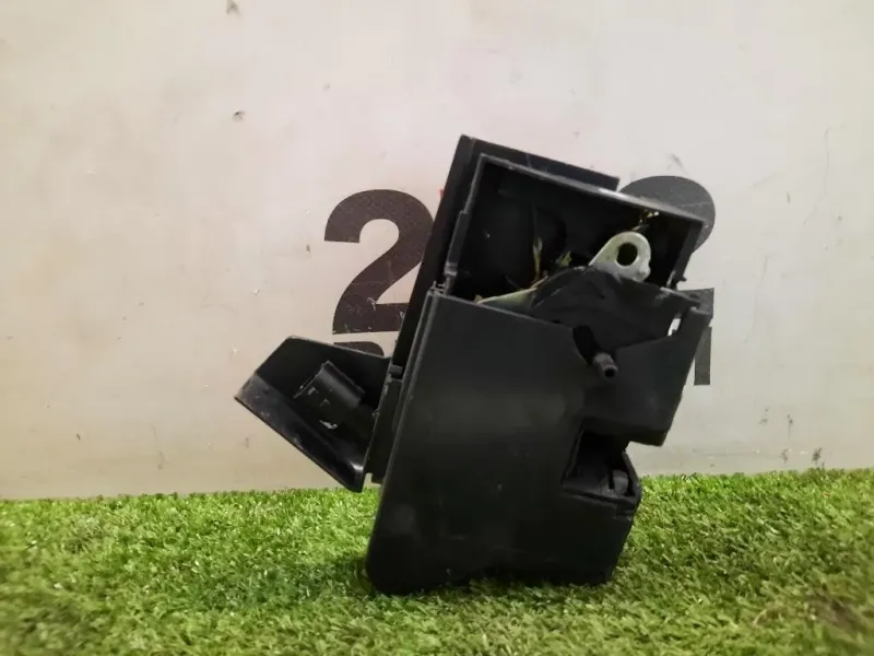 Serratura Porta POST SX 825034213R Dacia Sandero II 2016