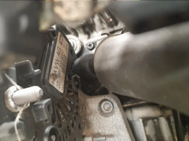 Motore Semicompleto BSE 102 CV 75 KW Volkswagen GOLF V 2004