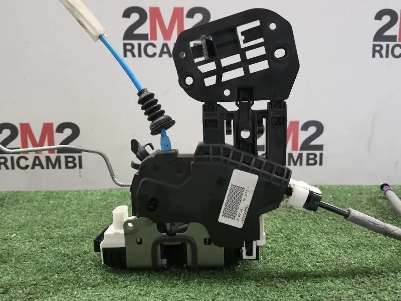 Serratura Porta POST SX A2047302735 Mercedes Classe B W246 2012