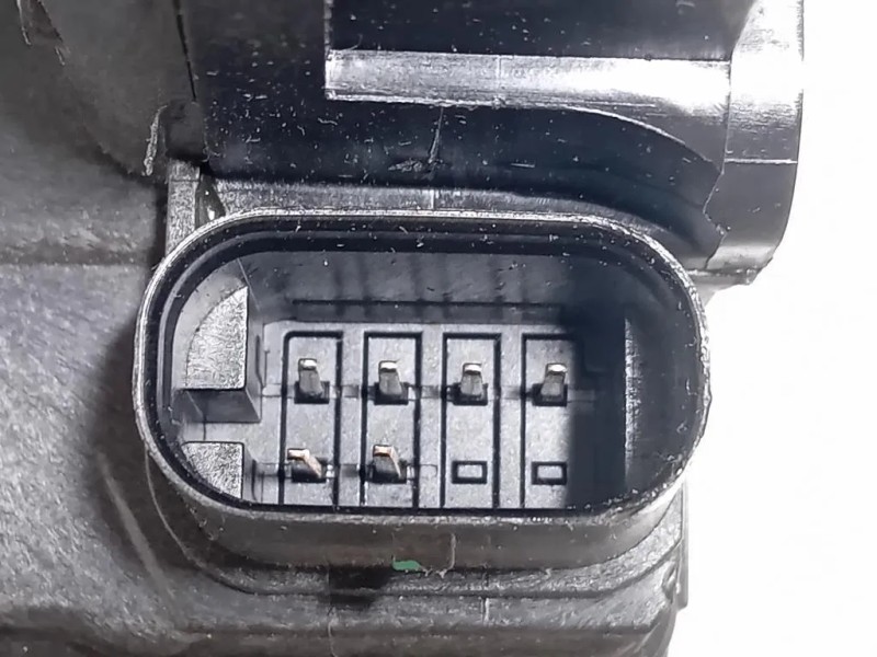 Serratura Porta POST SX A0997309600 Mercedes Classe C W205 2014