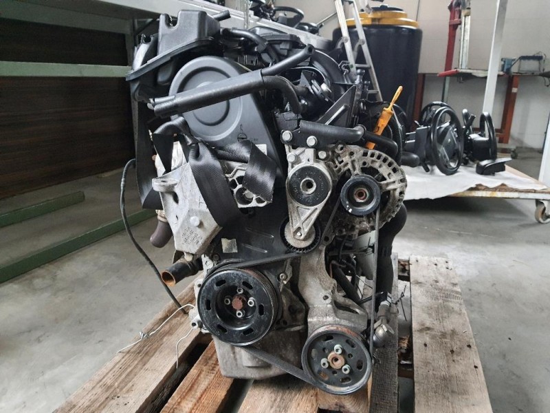 Motore Semicompleto BFS 102 CV 75 KW Volkswagen NEW Beetle I Cabrio 2002