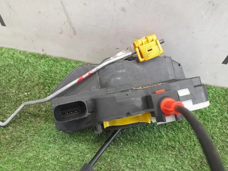 Serratura Porta POST SX 13579547 Opel Mokka 2013