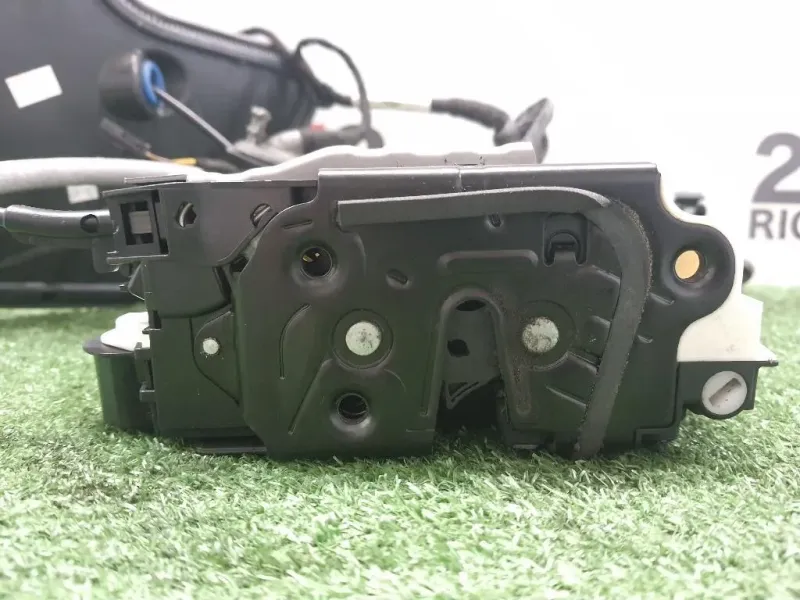 Serratura Porta POST SX 1S4839015B Seat MII 2012