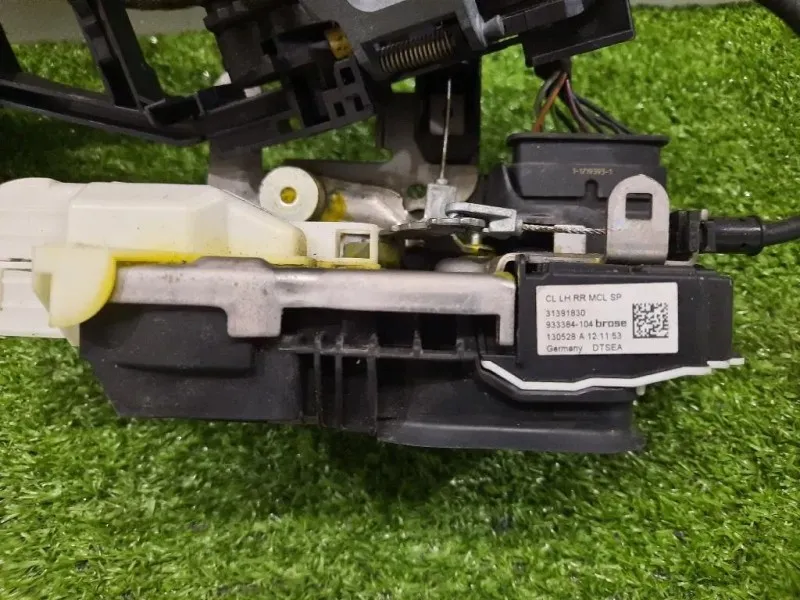 Serratura Porta POST SX 31391830 Volvo V40 II 2012