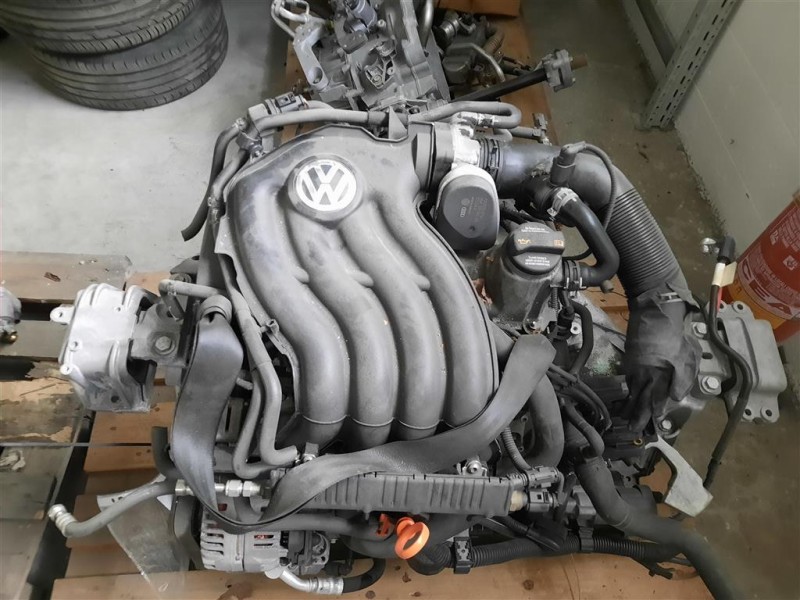 Motore Semicompleto BSX 109CV 80KW Volkswagen Touran II 2007