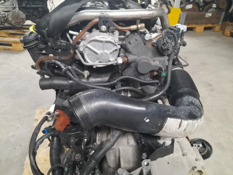 Motore Semicompleto D4204T 136 CV 100 KW Volvo V50 2004