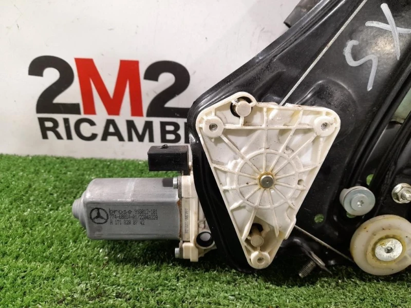 Motorino Alzacristallo Parafango POST SX A1718200742 Mercedes Classe SLK R171 2008