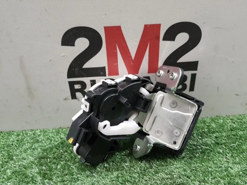 Serratura Portello POST BJT662310 Mazda 3 III 2014