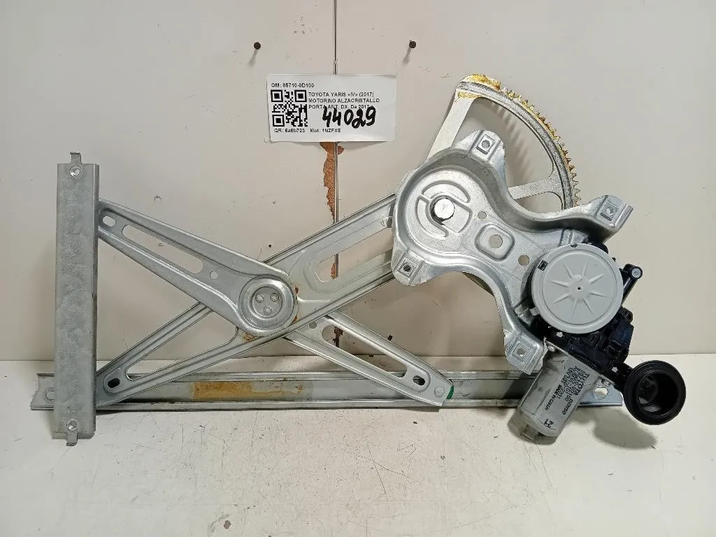 Motorino Alzacristallo Porta ANT DX 85710-0D100 Toyota Yaris IV 2017