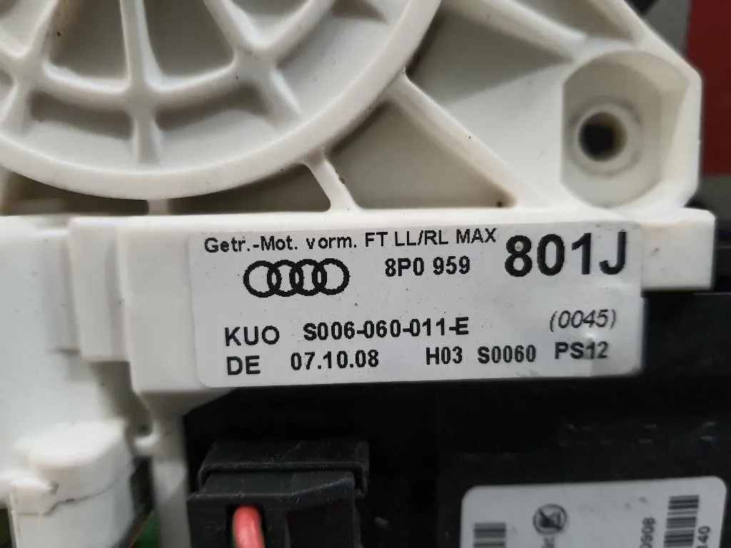 Motorino Alzacristallo Porta ANT SX 8P0959801J Audi A3 8P1 2008