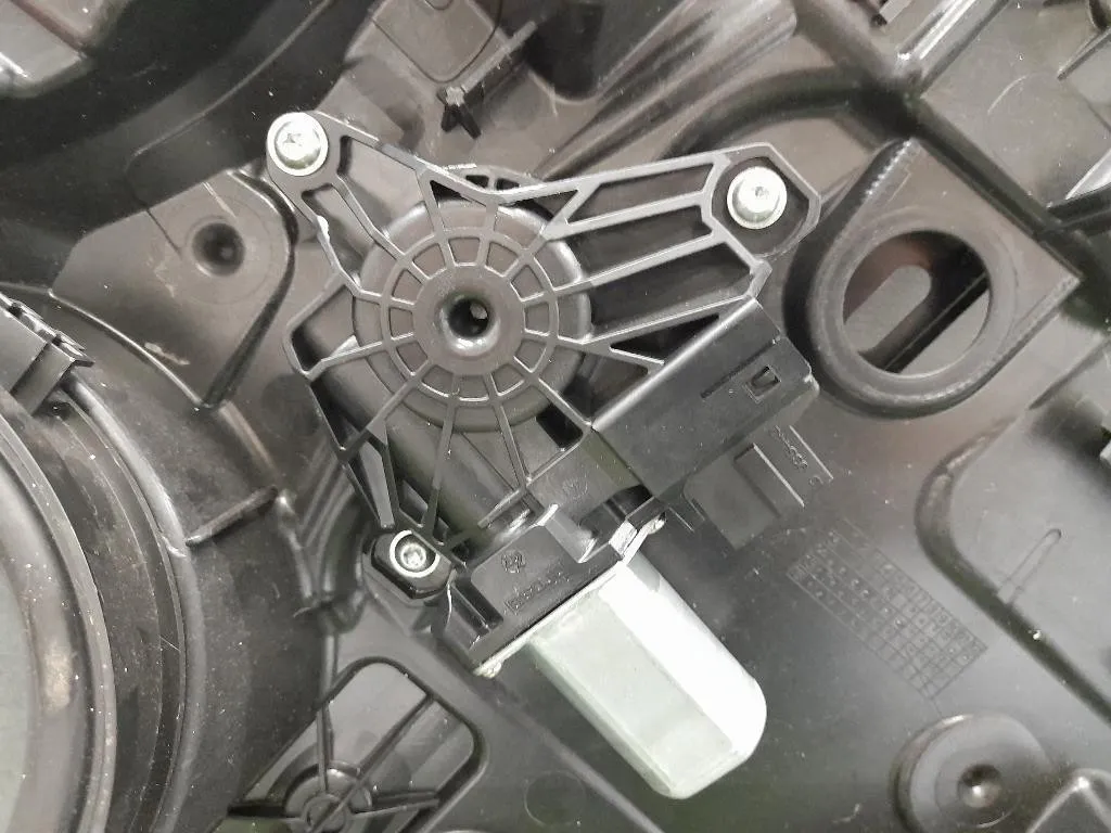 Motorino Alzacristallo Porta POST DX A2469063200 Mercedes Classe A W176 2015