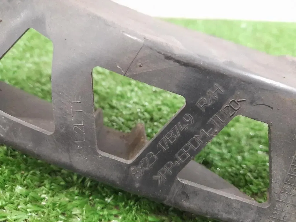 Sostegno Paraurti ANT DX 8X2317B749 DX Jaguar XF I 2008