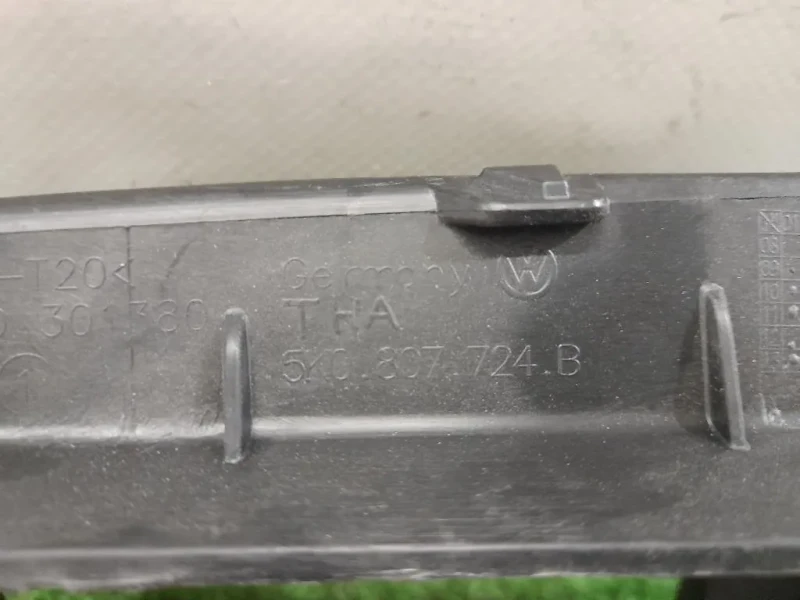 Sostegno Paraurti ANT DX 5K0807724B DX Volkswagen GOLF VI 2009