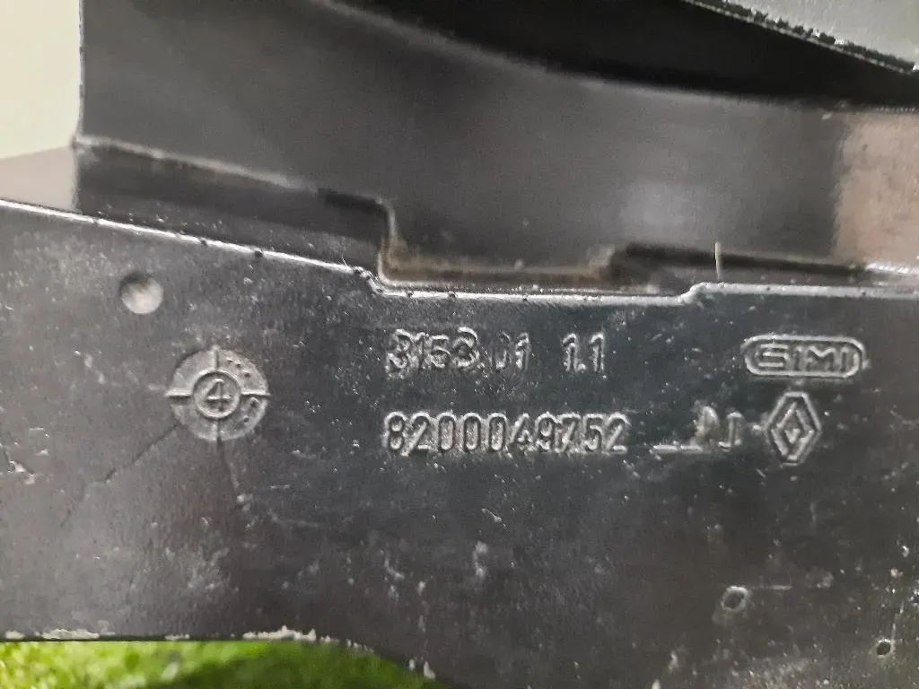 Sostegno Telaio Tetto Apribile DX 8200049752J SOSTEGNO DX Renault Megane II CC 2003