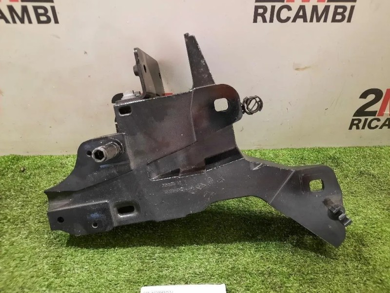 Sostegno Telaio Tetto Apribile SX 8200049751J SOSTEGNO SX Renault Megane II CC 2003