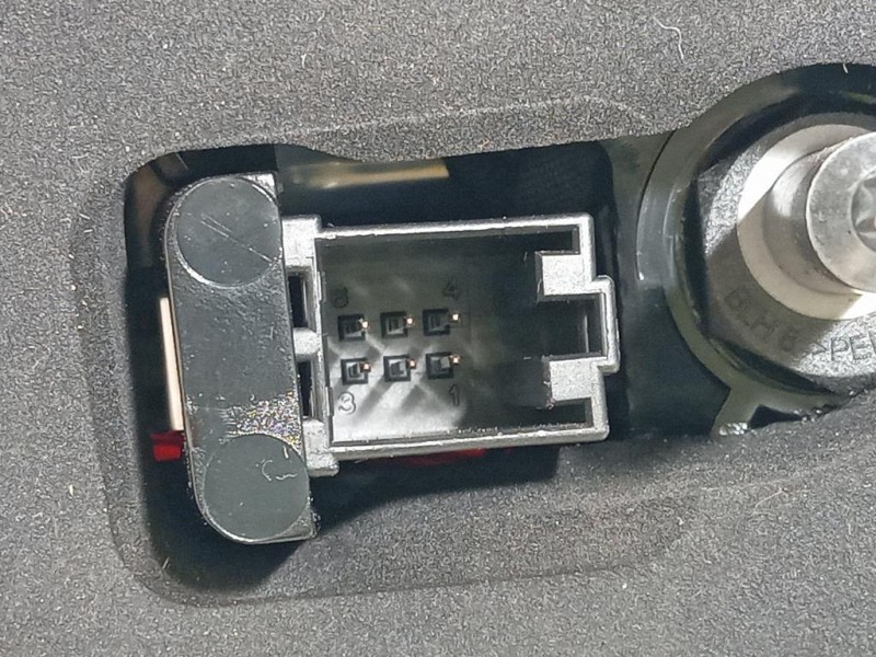 Fanale INT POST SX 8W5945093 B Audi A4 8W5 Avant 2015